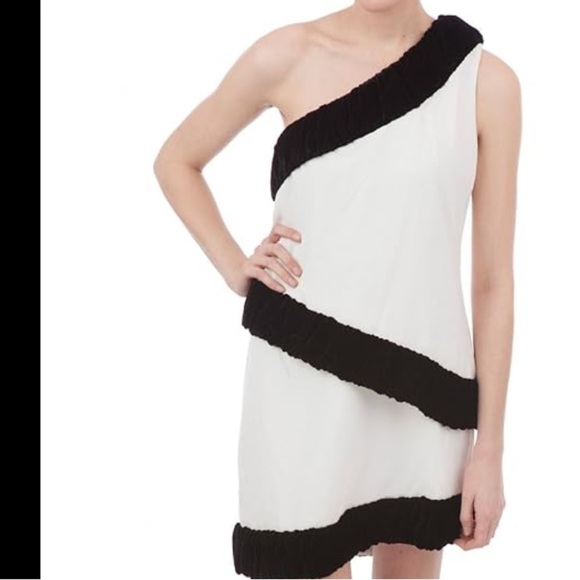Rachel Zoe- Ivory One Shoulder Mini Dress with Black Velvet Trim - Picture 4 of 4